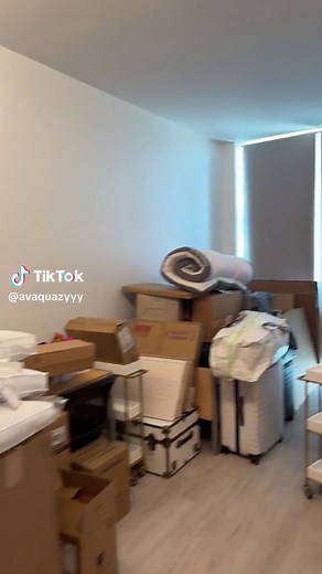 Dorm Transformation Tour at University of Miami