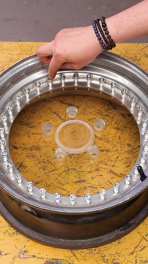 Amazing LED Wheel | Estudio Panda