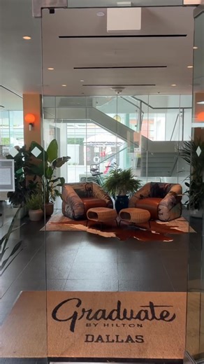 The M&G Monogram Bar saddled up in Dallas at the @graduatehotels ❤️ We kicked off the school year with custom monogramming and a touch of Southern charm. Where should we go next? @luckylemonembroidery | Mark and Graham