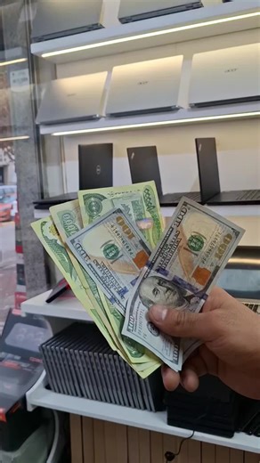 لاپتۆپێکی جیلی ١٠ بە ئۆفەرێکی ناوازە و دیاری تایبەت وە دووجار ناوتان دەچێتە ناو تیروپشک 🎁 Core i5 gen 10 Ram 8 GB DDR4 Ssd Nvme 256 GB display FHD 15.6 inch گەیاندنیش بەردەستە 🚕 07502302070 #foryoupage #foryou #Operating_System01 #Os #کوردستان