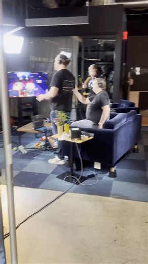 Production & staff at @LiquidGuild react to the WORLD FIRST kill! #warcraft #rwf