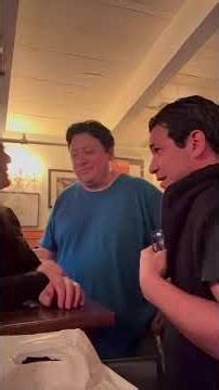 CHAD CHANNING. Baterista de Nirvana con un fan de ECUADOR 🇪🇨