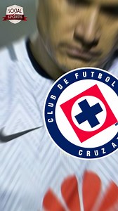 🤫 Afición de Cruz Azul le cierra la boca a Moisés Muñoz 🤫 La afición de Cruz Azul le dio una buena lección a Moisés Muñoz, quien prendió la mecha con un controvertido comentario en redes sociales. La polémica comenzó cuando el exportero del América criticó una publicación del reportero de TUDN, Adrián Esparza, en la que daba datos de Óscar Mejía, quien será el árbitro del partido de Ida de las Semifinales, entre América y Cruz Azul. En dichos datos, se podía notar que con el citado silbante la