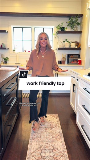 Chic and Cute Work-Friendly Tops for Fall