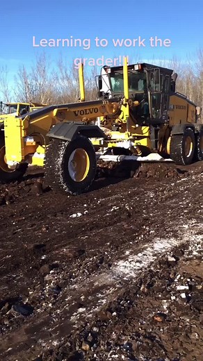 Mastering Grader Operation for Heavy Equipment