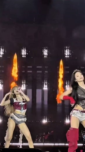 BLACKPINK PERFORM “DDU-DU DDU-DU” | NEW YORK #blackpink #jennie #jisoo #lisa #rose #kpop #kpop