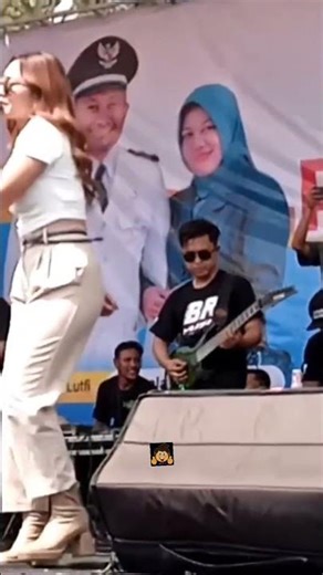 Vita Alvia • Dj Bojo Loro #dangdutremix #kentrung ‪@vitaalviaofficial2201‬ ‪@zarifmangun‬