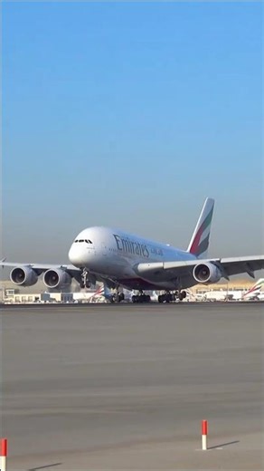 Mega Jet Pushed Sideways While Landing