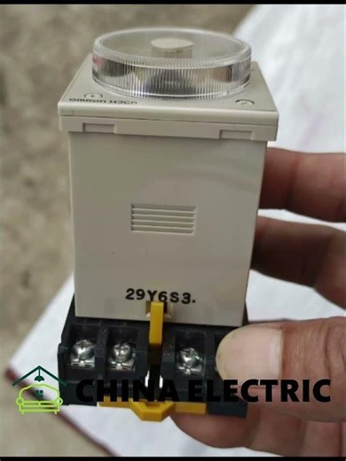 Omron H3CR-A8 Solid-State Timer Relay