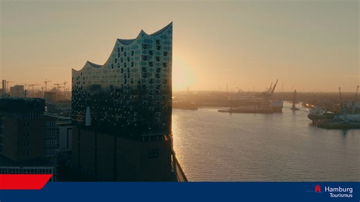 Von der Serengeti bis nach Hogwarts – und direkt zum King of Pop. ✨🎤🦁 Tauche in fantastische Welten ein. So geht Theater in Hamburg. #weilwirhamburgsind | Hamburg Ahoi