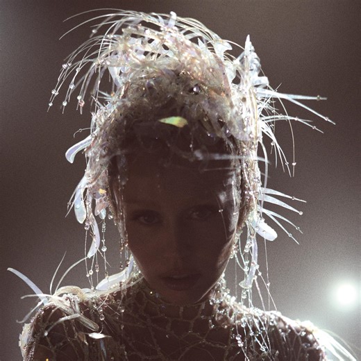 Miley Cyrus shares new single & music video for 'End of the World' - watch here! - CelebMix