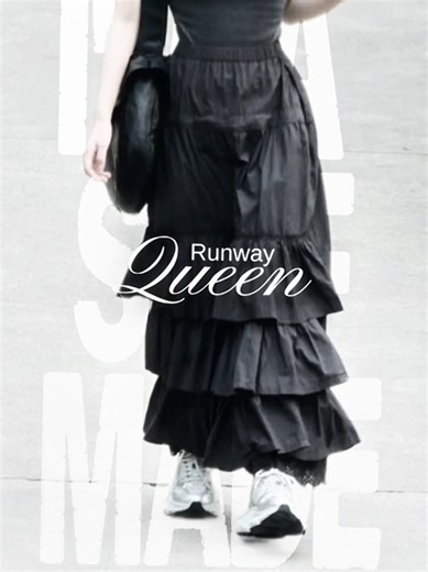 Queen of Hengdian Fashion Week: Yushuxin & Estheryu