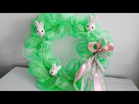 DIY: Bubble Easter Deco Mesh Wreath || Quick and Easy