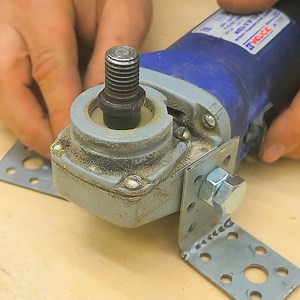 DIY Creating An Oscillating Spindle Sander | S. Saint