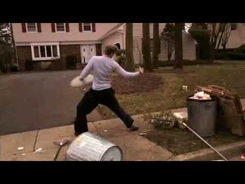 Cinemax / MaxHD - 300 Movie Promo February 2008 - Garbage Cans