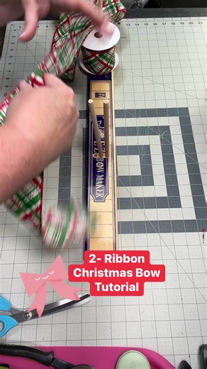 122K views · 1.1K reactions | Let’s make a 2-Ribbon Christmas Wreath Bow! | Southern Charm Wreaths | Facebook