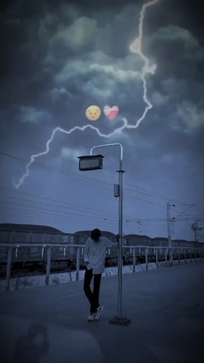 ^梁.>_sad _status_ <.^ on Instagram: "Koi Nhi Hoga Mera Apna 凉❤️‍啕 #sad #sadstatus #sadstory #moodoff"