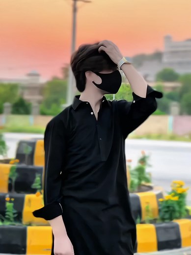 Traditional Pakistani Dance Performance | ME SADKE MA QURBAN 🥰 - Support me by reposting!