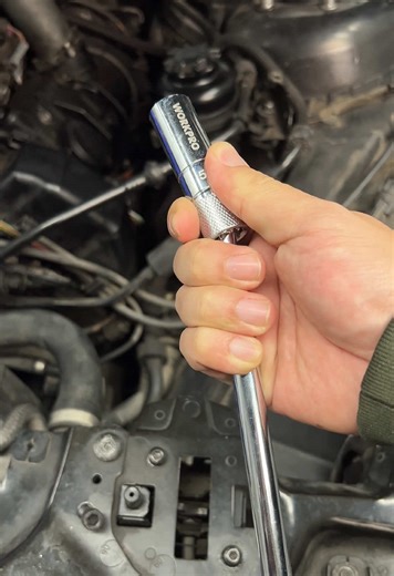 Magnetic Socket Set for Every Tight Corner in Your Car