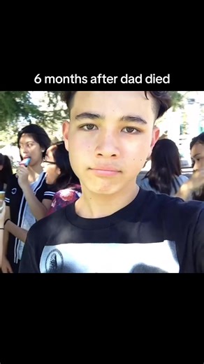 Dad died on Christmas Day, back in 2015. Heart attack after dinner got him, and I wish he was able to see what were on nowadays :/ #death #dad #fypシ゚viral #10years #father