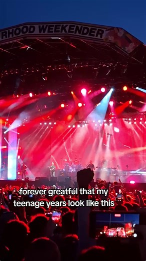 i love live music 👅👅 // #music #livemusic #concerts #undergroundmusic #localbands #greenday #grunge #fyp