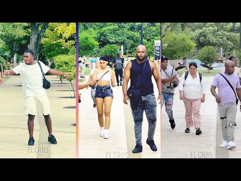 EL PLÁTANAO LLAMADA EL ÁRBOL MUNDO 🤠//ESPAÑOL BROMAS COMEDIA🥸//FUNNY PRANK VIDEO