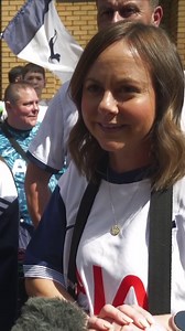 Crowds gather for Spurs victory parade