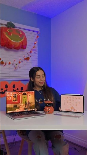 decorate my desk with me! 🎃 #happyhalloween #desksetup #macbookpro #m5