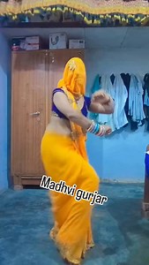 6.2K views · 4.1K reactions | #chhori kitne ho yaar ✨ Badal le to  karbo pyar 殺 bula de go ... | Madhvi Singh | Facebook