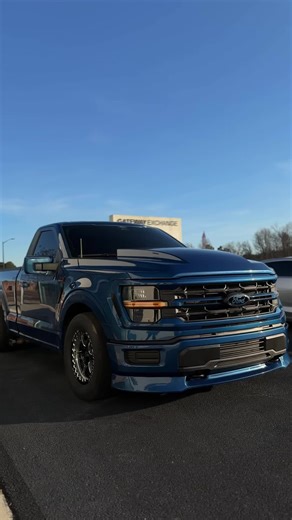 Exploring the Ford Truck: Features and Reviews