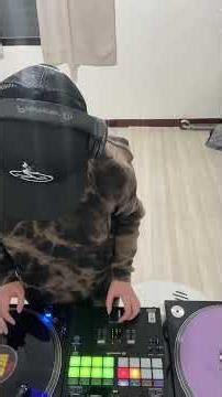 SCRATCH PRACTICE BY DJ PAULA