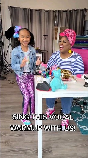 Adorable Little Blind Girl SINGS Happiest Vocal Warmup w/Vocal Coach Cheryl Porter