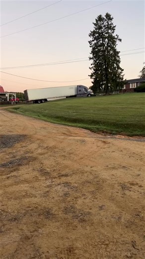 At 2am, it’s hard to tell the difference between a farm shop and a packing facility, right? | Apple Wedge Packers