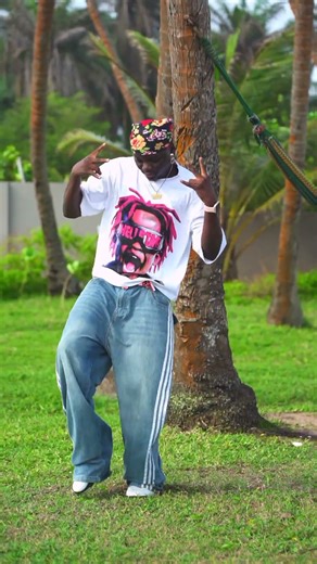 C-WALK tutorial for beginners 😍 #bensonfundz #cwalk #tutorial #hiphop #goviral #fyp #trending