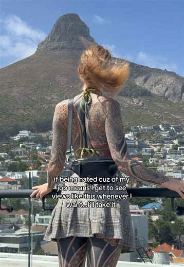 Eule Emma: Latest Videos and Exciting Content