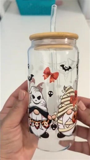Adding a Halloween decal wrap to a 16oz glass tumbler cup!
