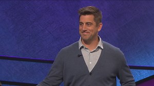 Packers QB Aaron Rodgers wins Celebrity Jeopardy!