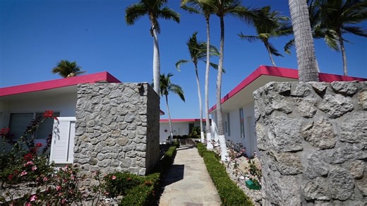 33 reactions | Las Brisas Acapulco, un ícono en la Zona Diamante, te...