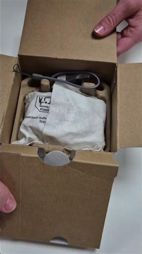 First Unboxing of the Panasonic Lumix TZ300