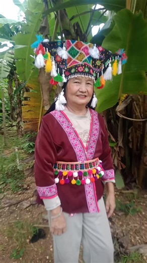 Hau kwv txhiaj lu rov no o | Niam Tsav Txiaj Vaj