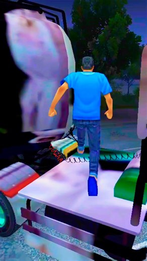 😁 mudik naik truk hantu.. Bruak! truk tertabrak kereta