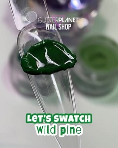 🌲 Christmas Green Acrylic for nails 🎅🏼 #beginnernails #acrylicpowder #nailaddict #nailswow #dopenails #acrylicnailsdesign #acrylicnailswag #glitterplanetuk #nailswatches #nailsonfleek #nailstyle | Glitter Planet