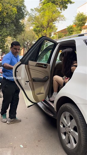 elli avrram steps out and about in juhu | Voompla
