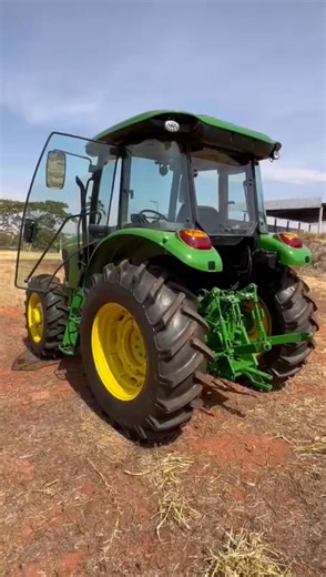 1.4K views · 13 reactions | JOHN DEERE 5085E - Ano 2018 - Horas...
