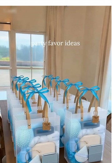 Cute Baby Shower Gift Ideas to Delight Your Guests