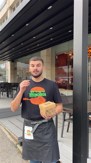 Май трябва да спрем да раздаваме на "случайни минувачи" 😬 📍ж.к Лозенец, бул. Никола Вапцаров №6 #fyp #bulgaria #sofia #brunch #food #brunchbox #place #placey #sofiaplaces #brunchsofia | Brunch BOX