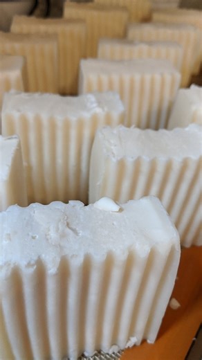 LimeStoneStation on Instagram: "How to make lard & lye soap? Follow the link in the bio for the soap recipe. #lard #lardsoap #lardlyesoap #soap #makeit #followtherecipe #recipe #homesteading #biolink #howto #doitforyourself #agismybag"