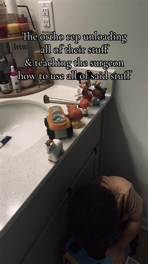 We’ve got 19 trays & counting 😂 . . . #surgery #orthopedics #surgeon #anesthesia #healthcarehumor