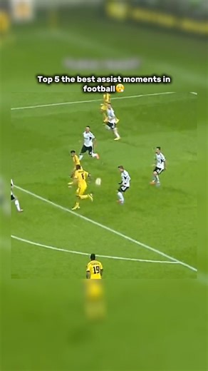Top 5 Genius Assist Moments in Football🧠| #footballshorts #assist #moments #crazy #skills