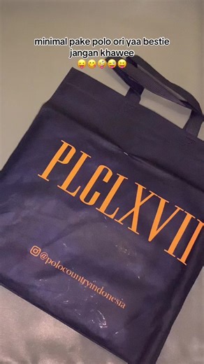 Stylish Women's Polo Shirts for Trendy Outfits